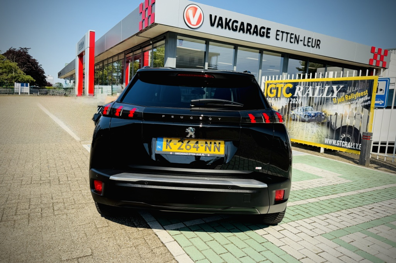 Peugeot e-2008 EV Allure 50 kWh | STOELVERW. | ADAPTIEVE CRUISE | — photo 10