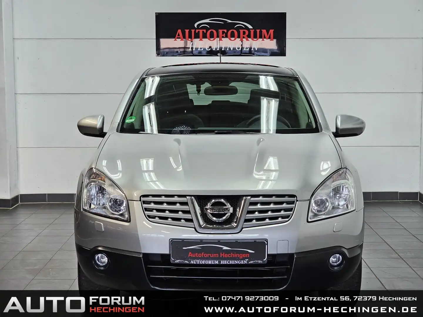 Nissan Qashqai Tekna 4X4 1.Hand Pano Leder Xenon Allrad Silber - 2