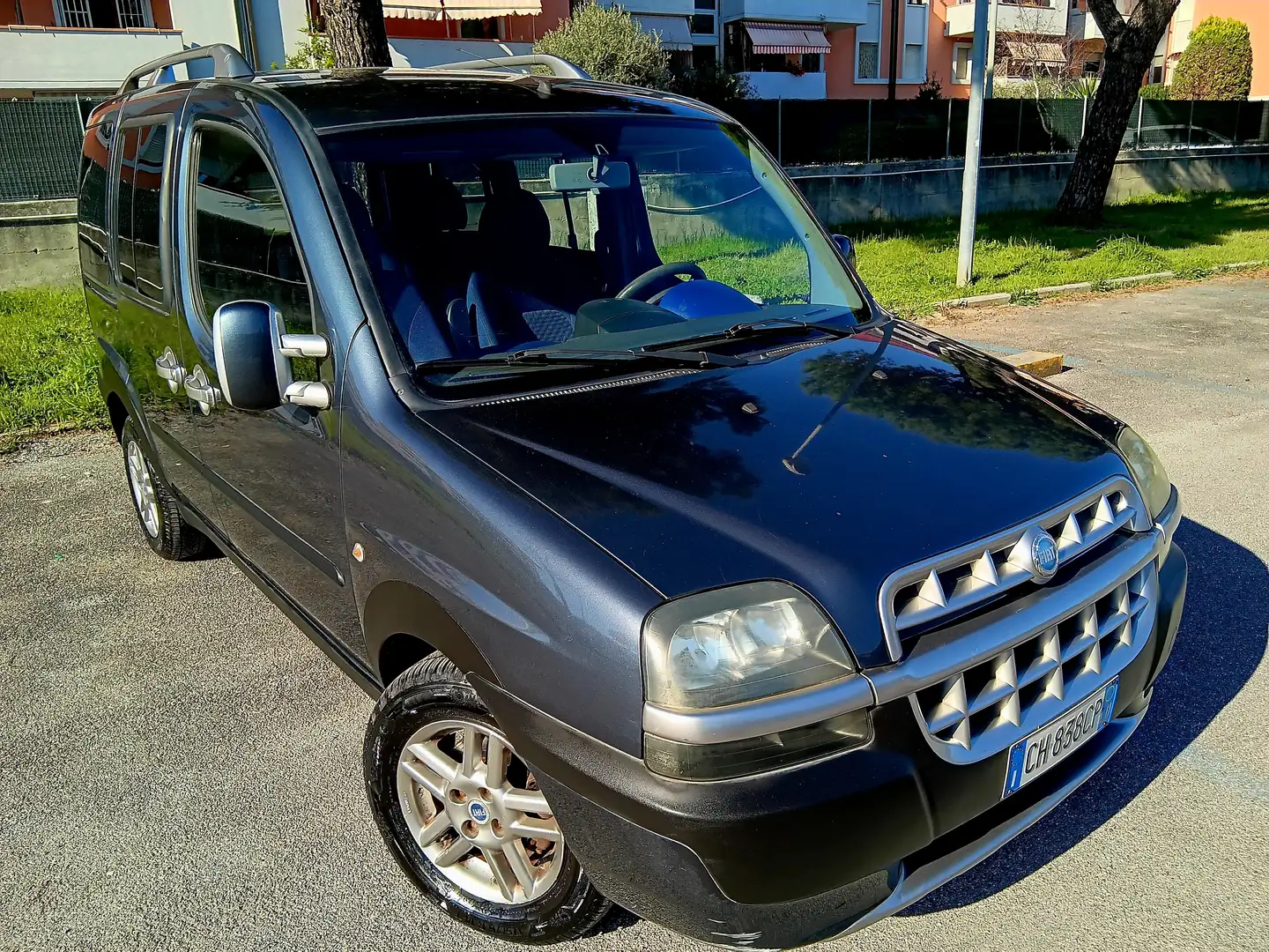 Fiat Doblo Doblo 1.9 jtd Malibu Azul - 1