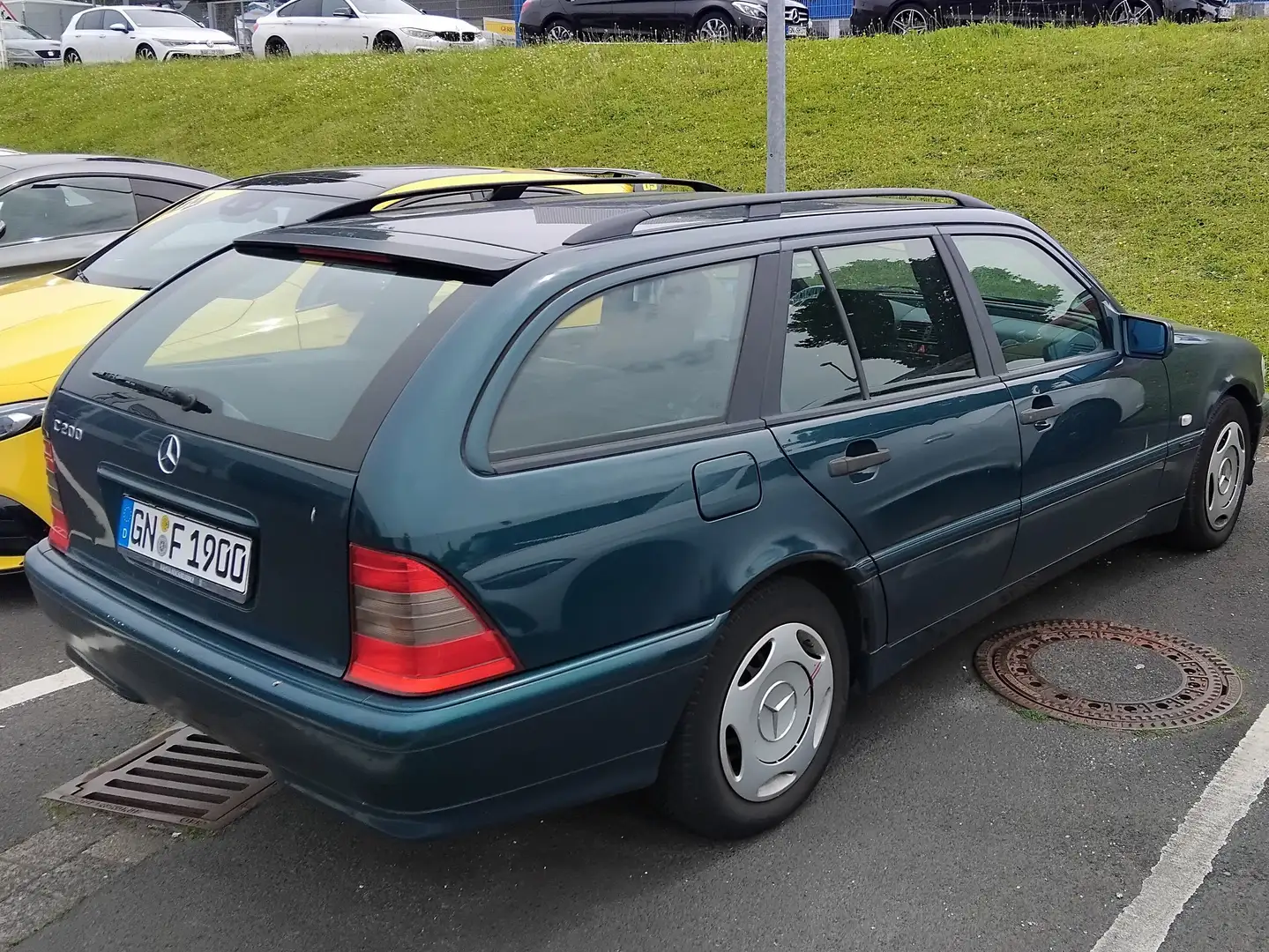 Mercedes-Benz C 200 T Classic Green - 1