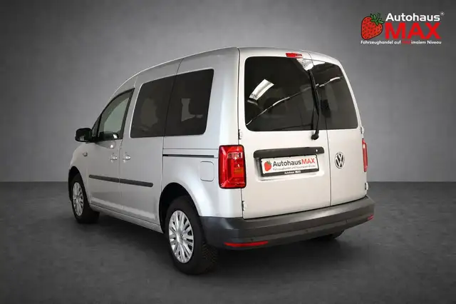 Volkswagen Caddy view 3