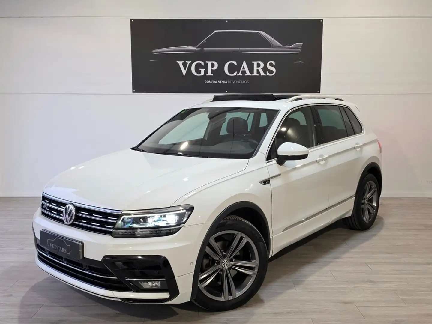 Volkswagen Tiguan 2.0TDI Urban Sport DSG 110kW Blanco - 1