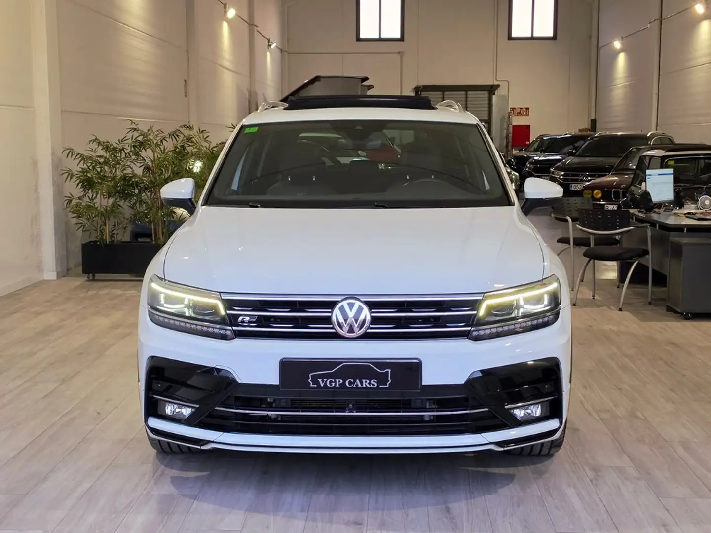Volkswagen Tiguan 2.0TDI Urban Sport DSG 110kW Blanco - 2