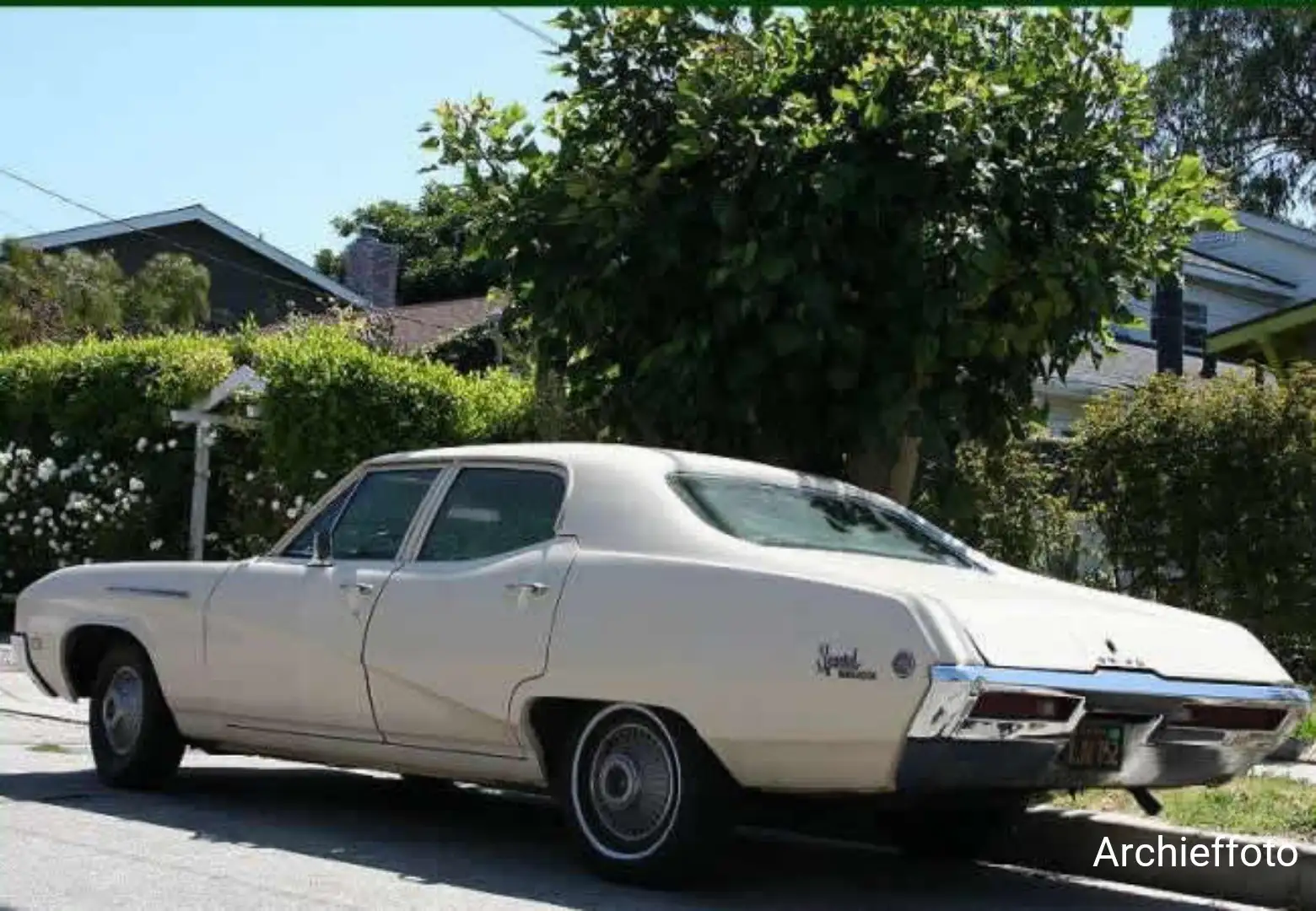 Buick Special Deluxe Sedan Fehér - 2