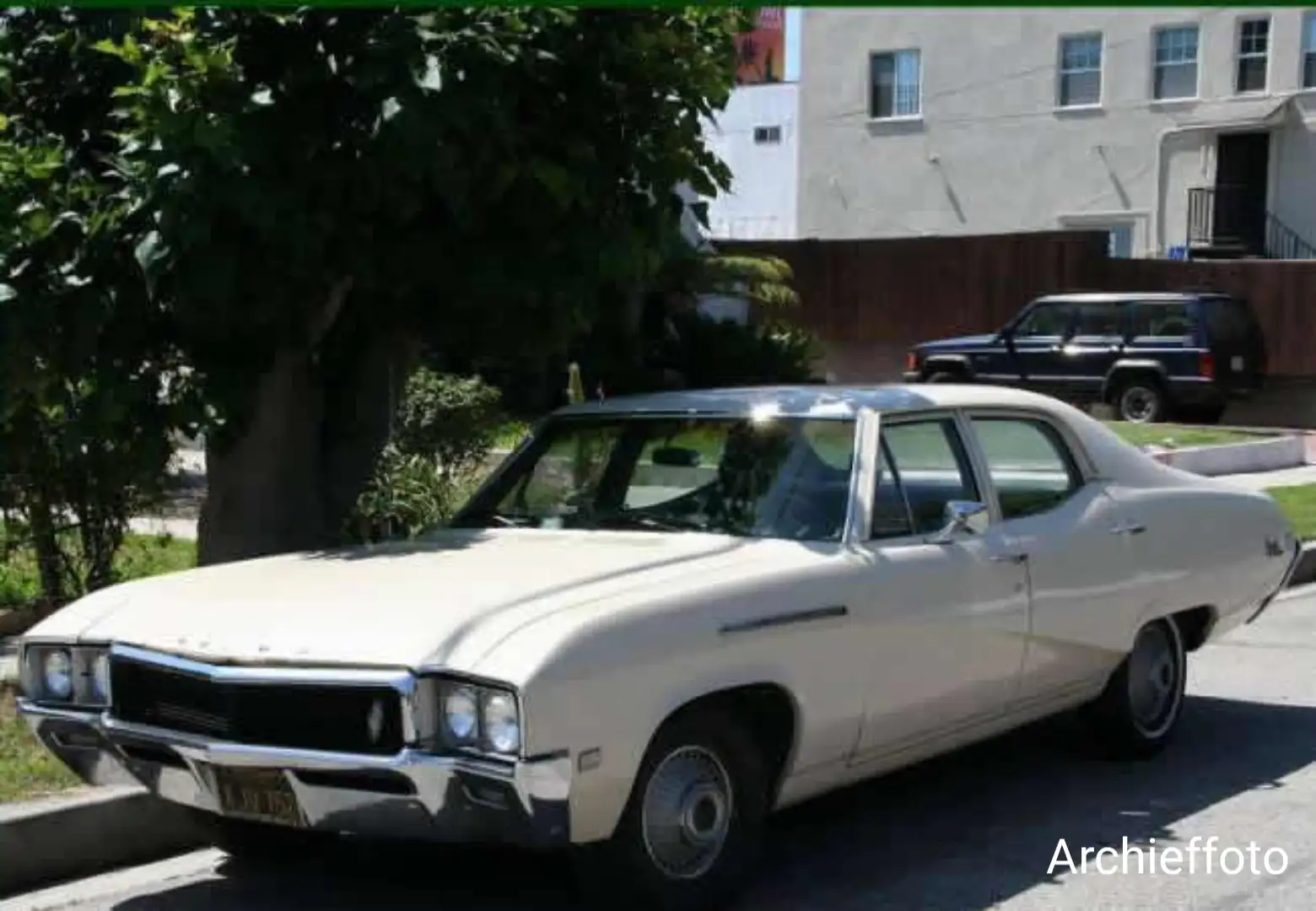 Buick Special Deluxe Sedan Fehér - 1