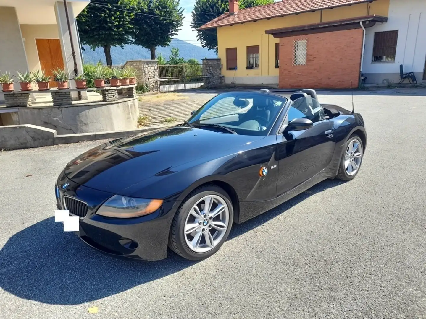 BMW Z4 2.2 I CABRIO Schwarz - 1