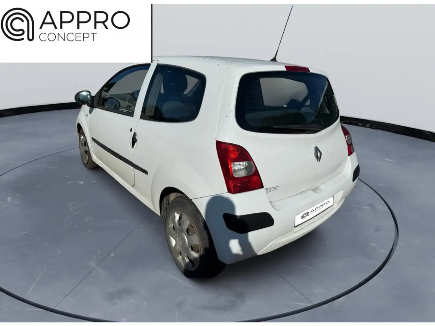 Renault Twingo Twingo 1.2i - 60  II BERLINE Expression PHASE 1 Blanc - 2