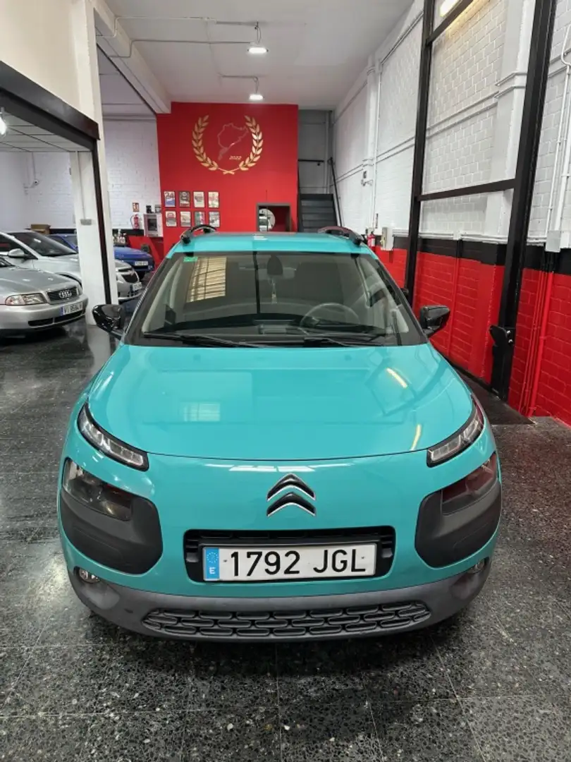 Citroen C4 Cactus 1.2 PureTech Feel 82 Azul - 1