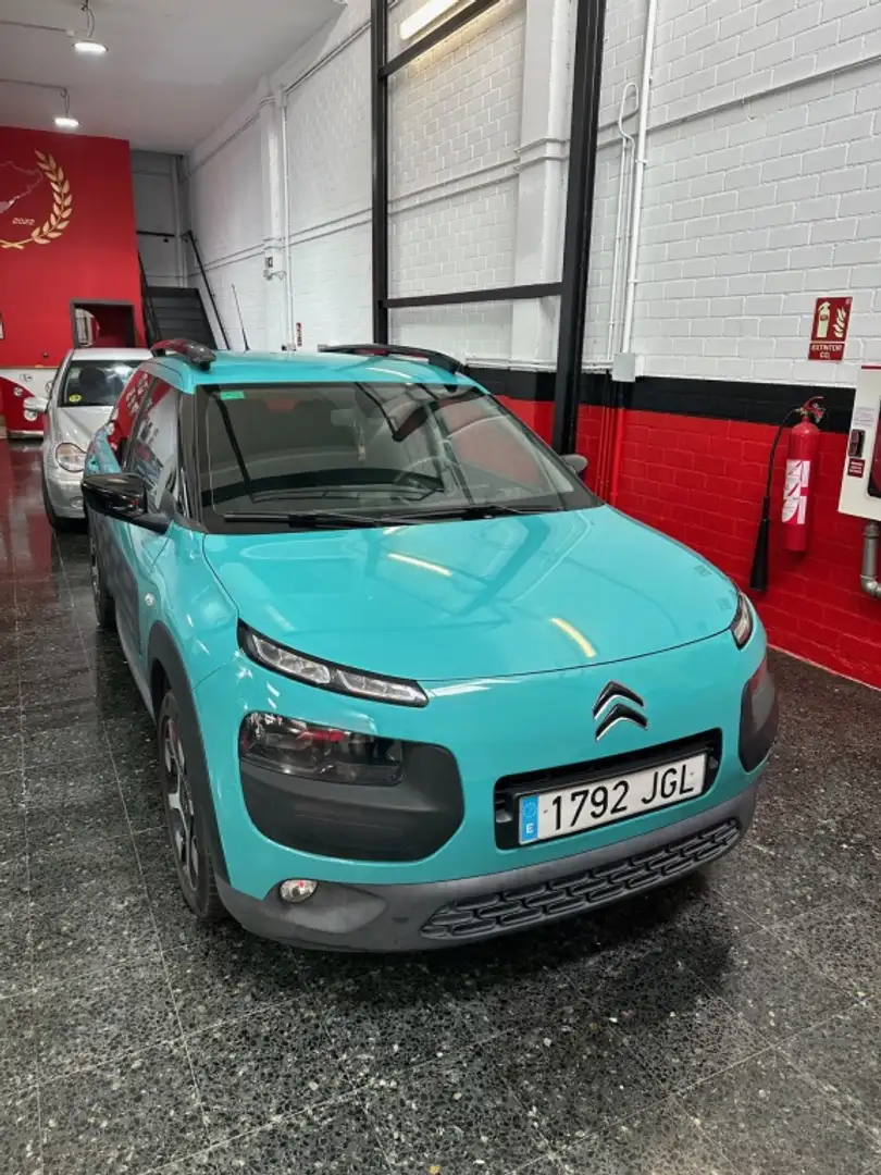 Citroen C4 Cactus 1.2 PureTech Feel 82 Azul - 2
