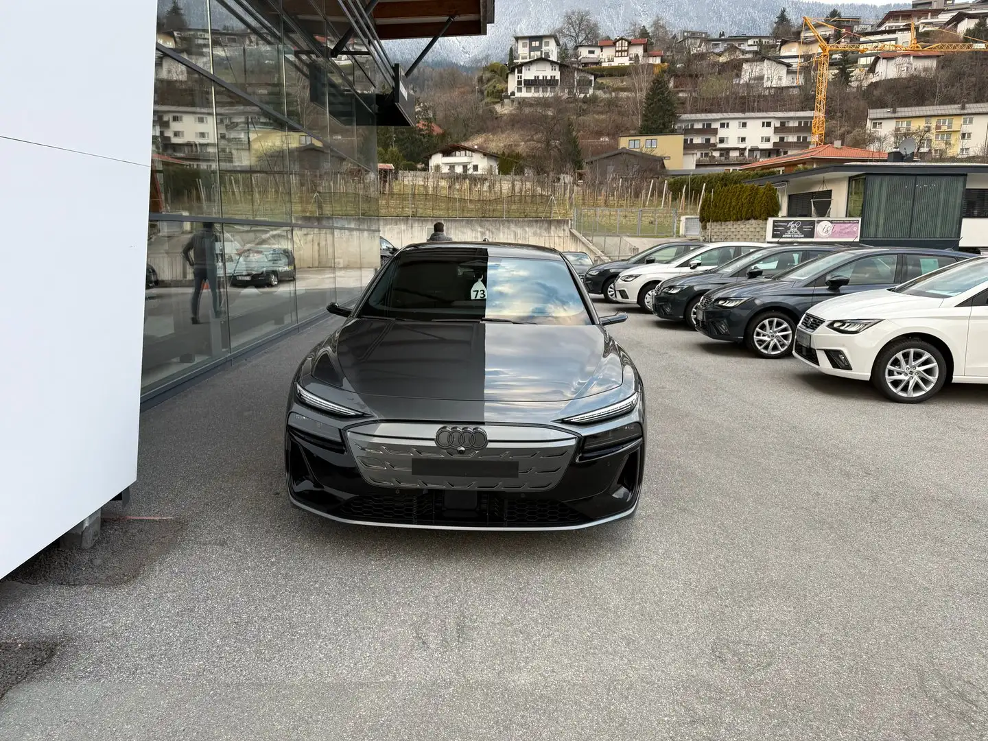 Audi S6 e-tron Grau - 2