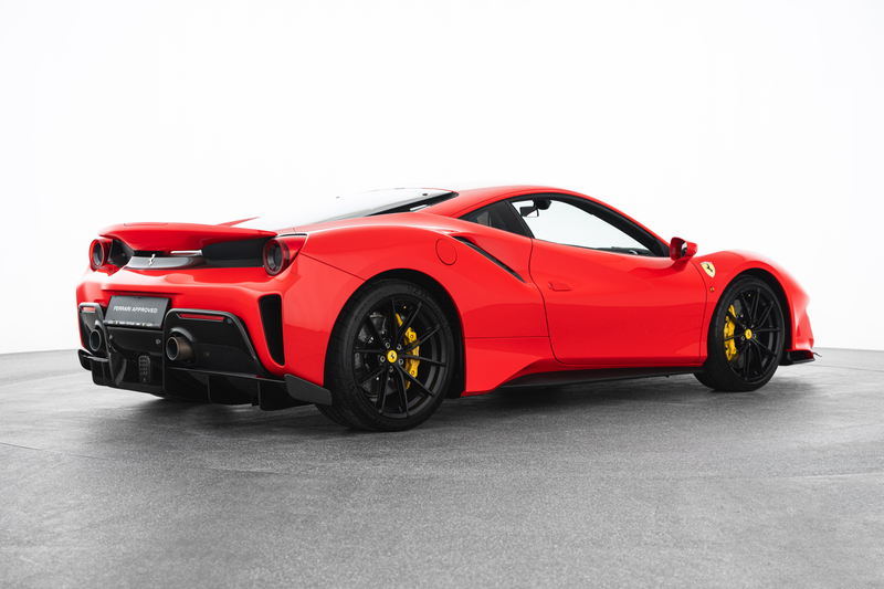 Ferrari 488 Pista — photo 5