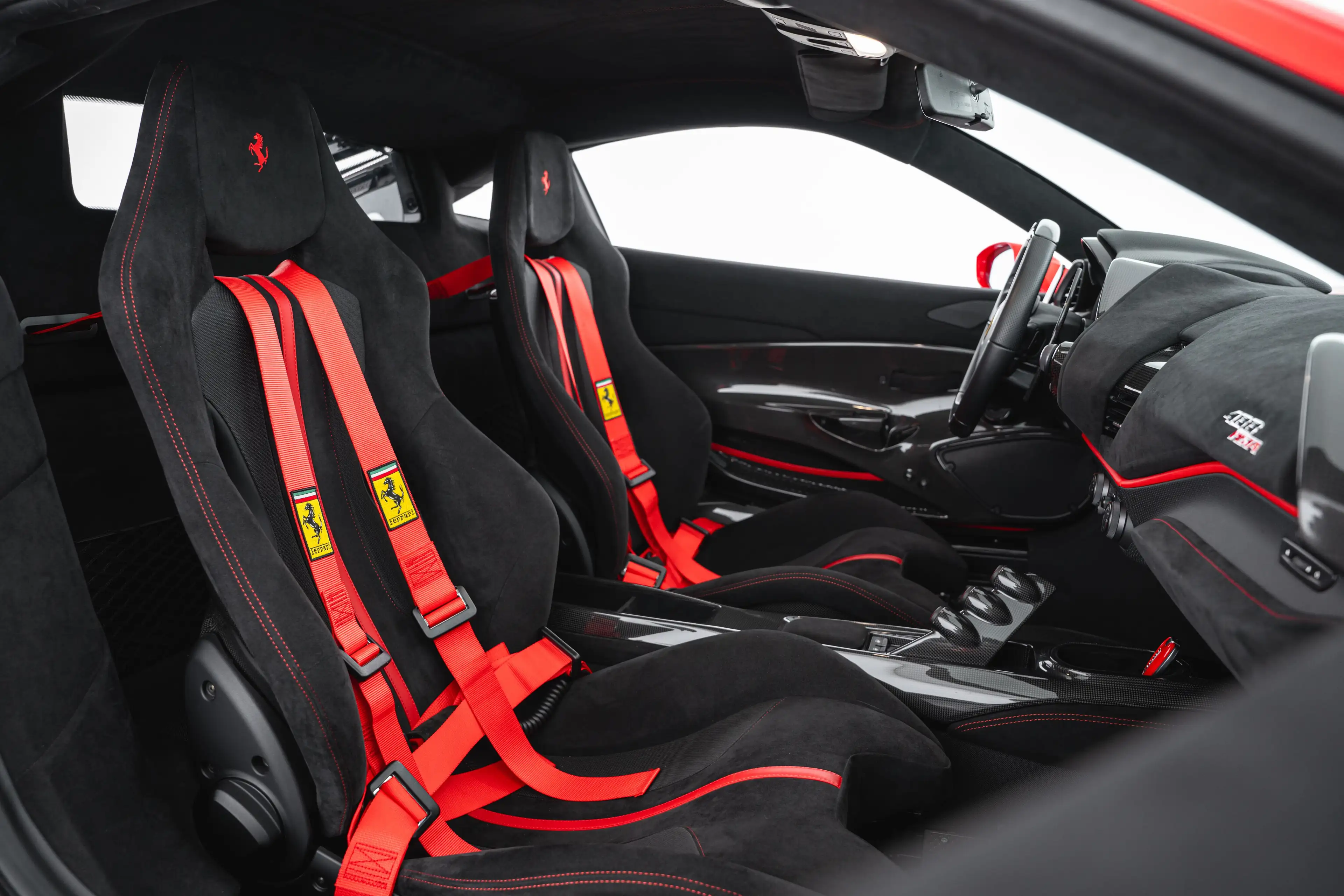Ferrari 488 Pista — photo 13