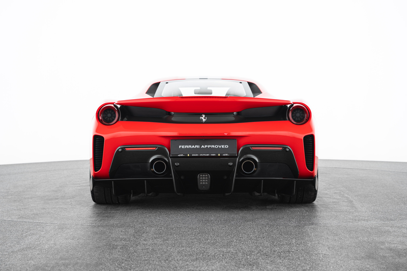 Ferrari 488 Pista — photo 6