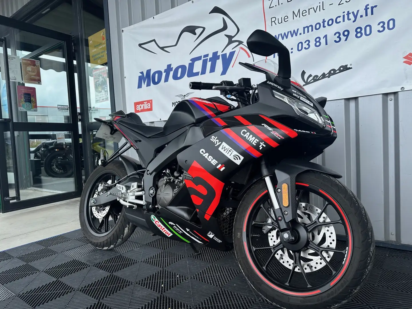 Aprilia RS 125 - 1