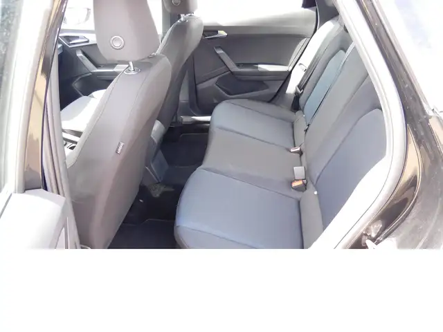 Seat Arona view 12