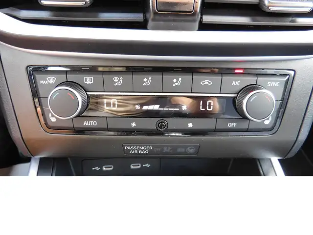 Seat Arona view 6