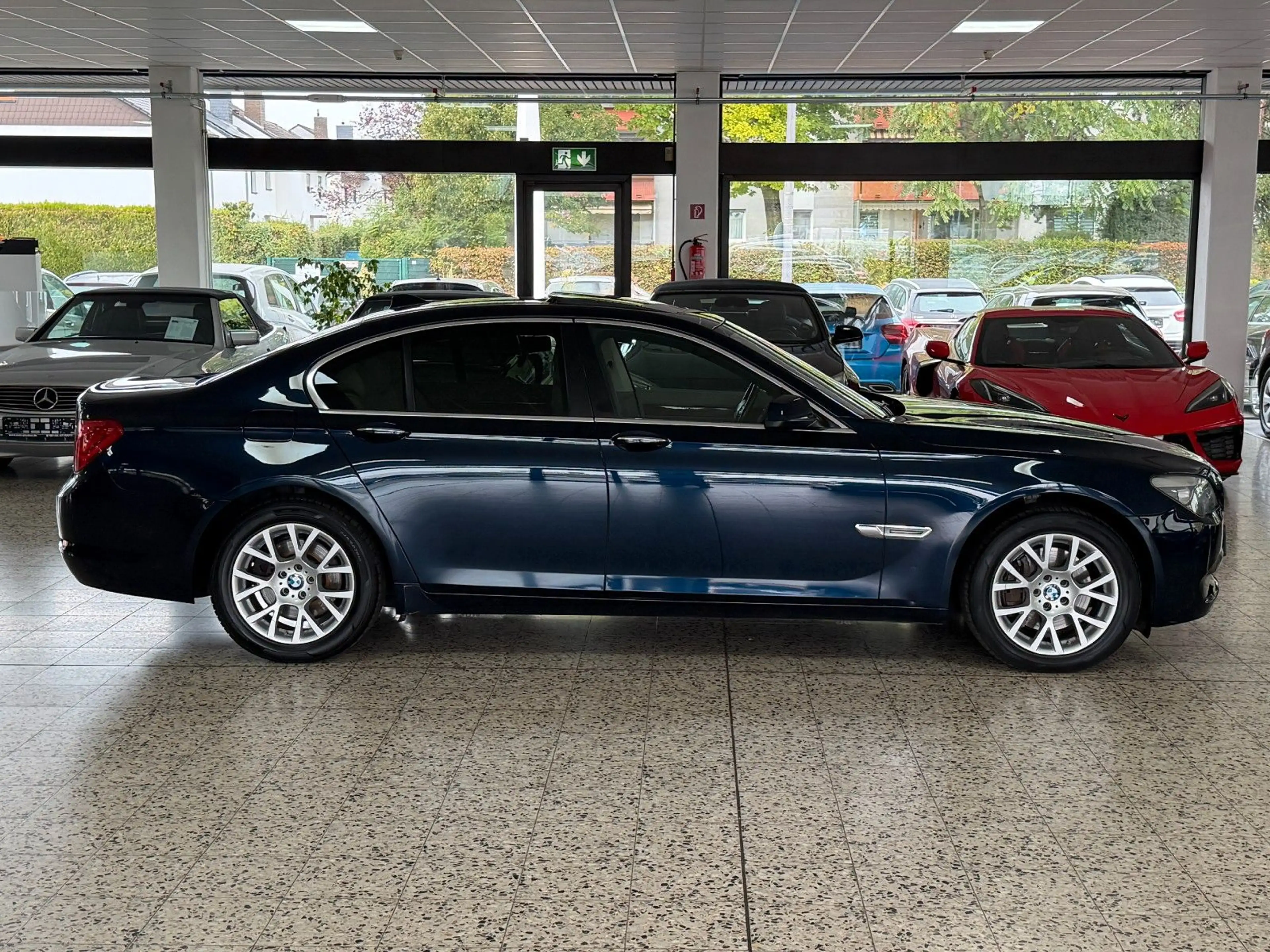BMW 730 D/Navi/Bluetooth/Letzter Vorhalter Doktor — photo 3