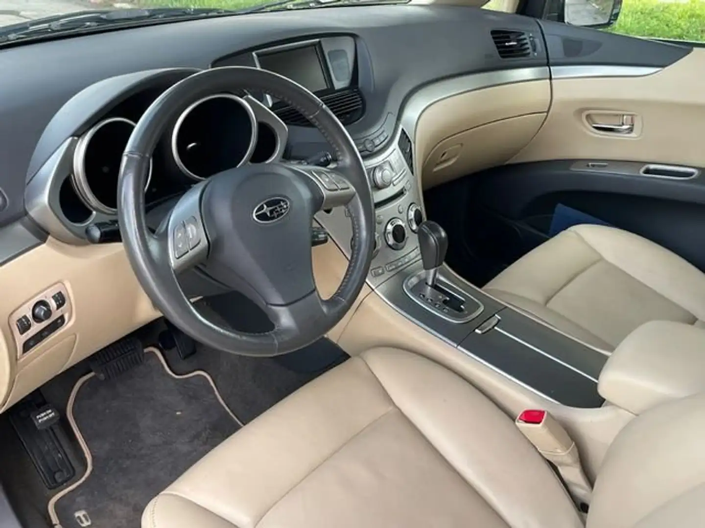 Subaru Tribeca B9 3.0 Limited Aut. Grau - 2