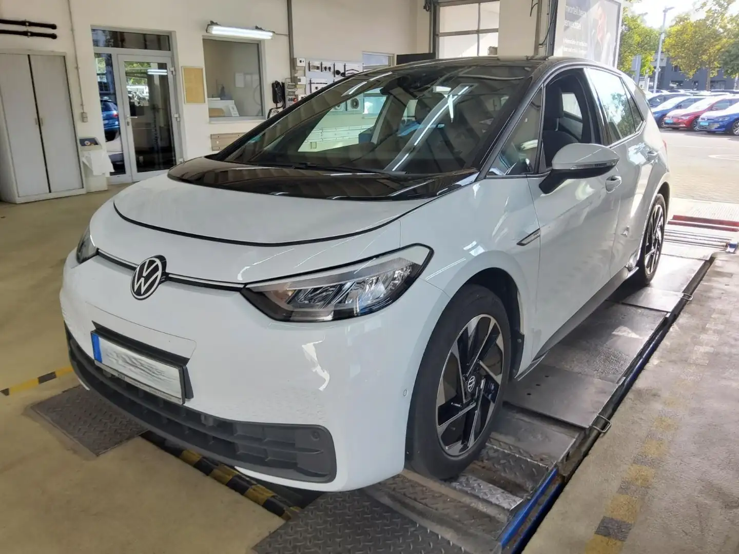 Volkswagen ID.3 Pro Performance LED Standklima Park Assist Weiß - 2