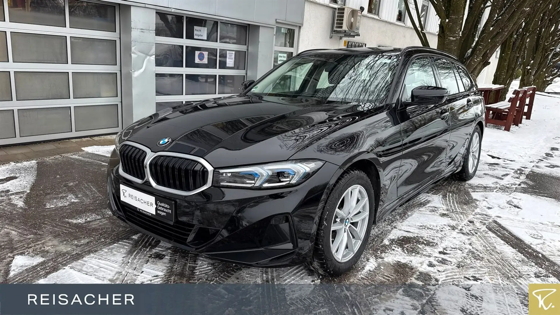 BMW 318 i A Tou LCProf,HUD,adLED,elekt. Sitze Schwarz - 1