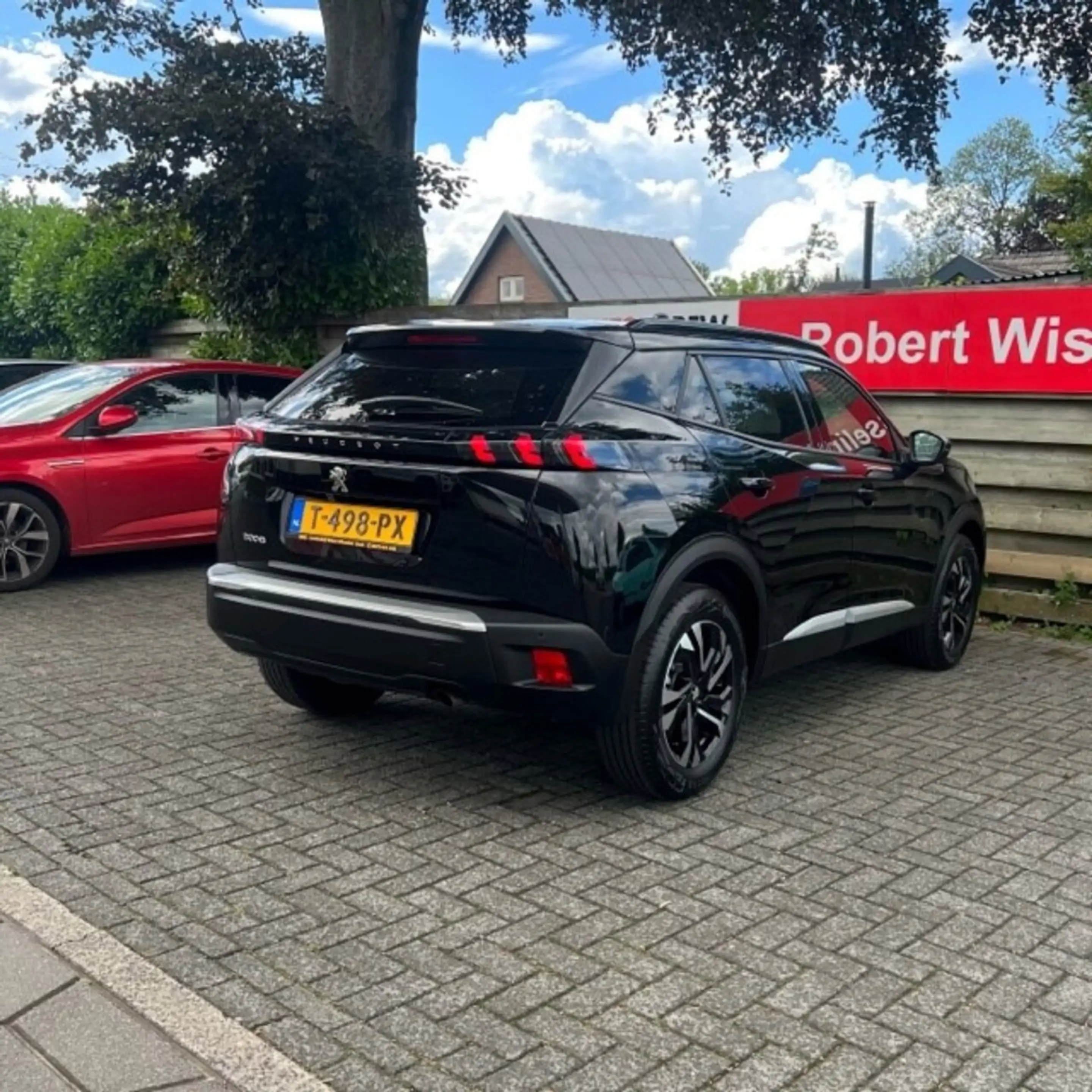 Peugeot 2008 1.2 PureTech Allure Pack — photo 5