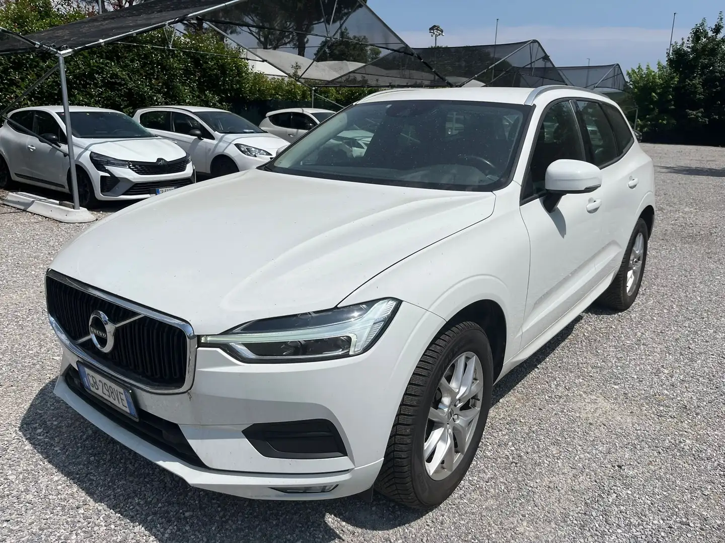 Volvo XC60 2.0 b4 Momentum awd INIETTORI PROBLEM Bianco - 1