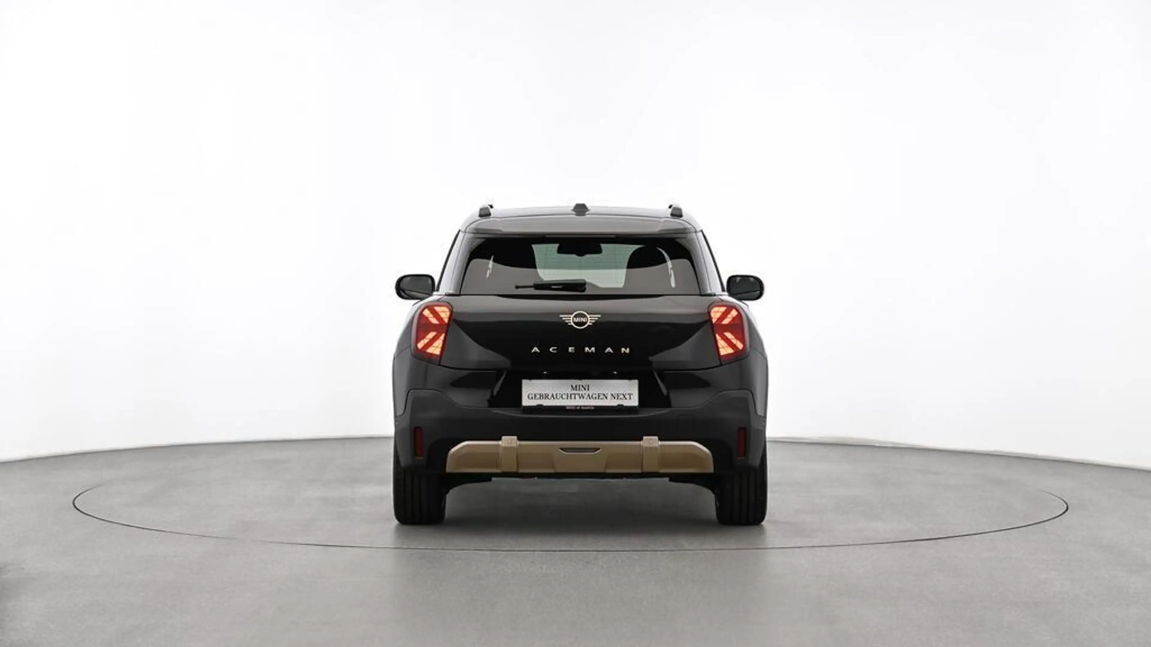 MINI Aceman E — photo 8