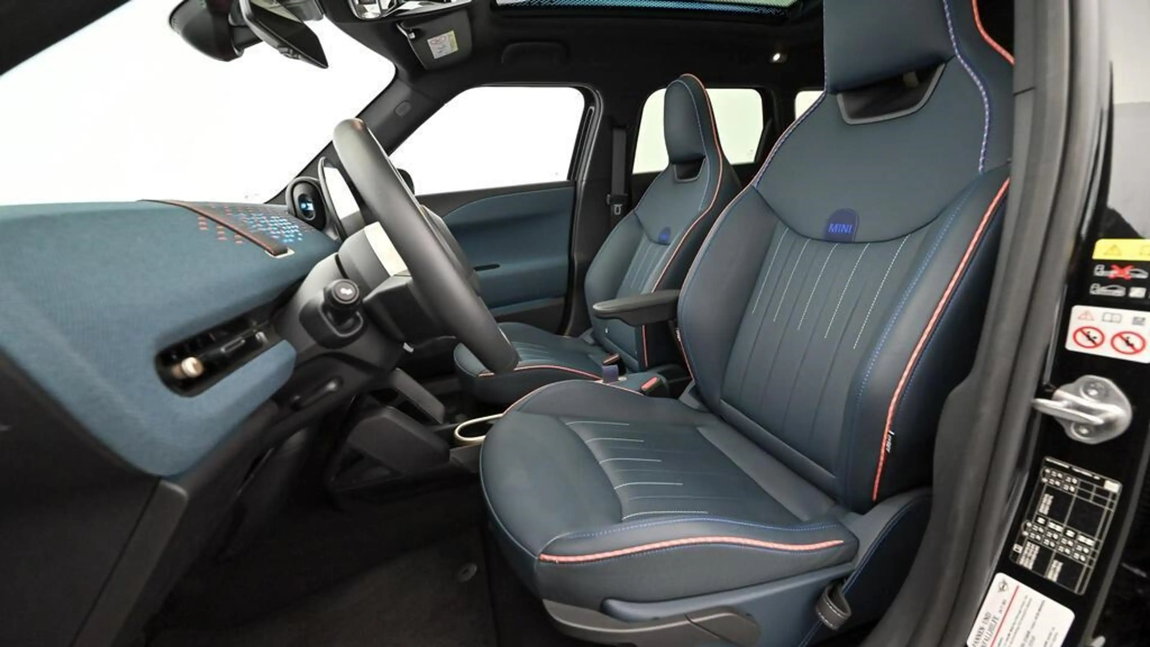 MINI Aceman E — photo 12