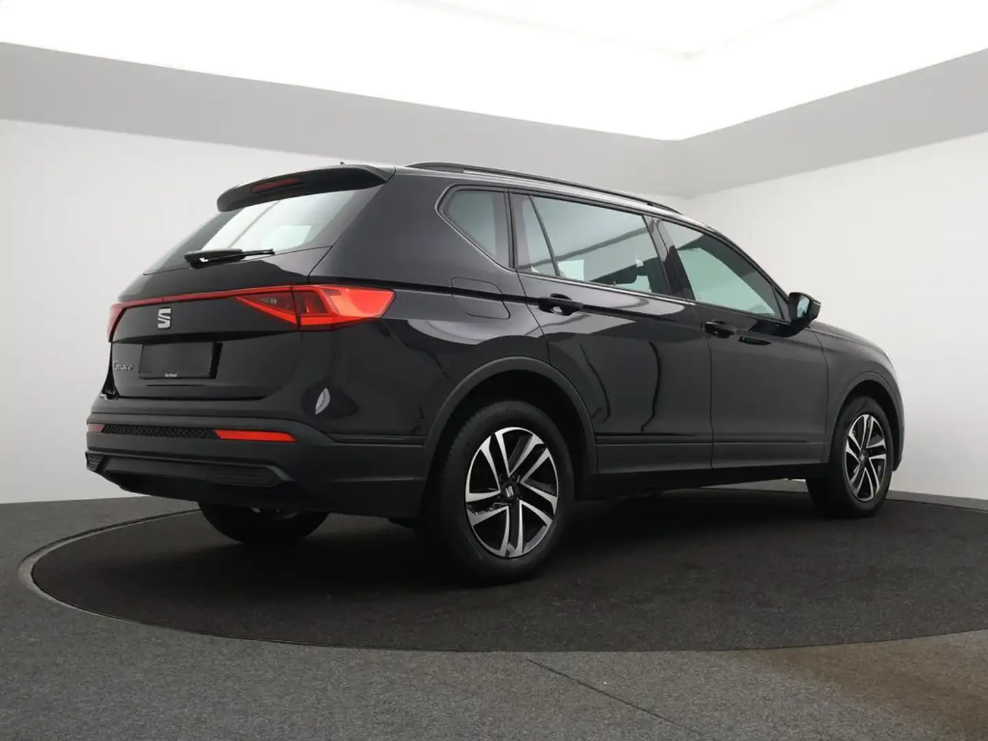 SEAT Tarraco Tarraco Move! 1.5TSI 150pk *AUTOMAAT*7 PLAATSEN*NA Zwart - 2