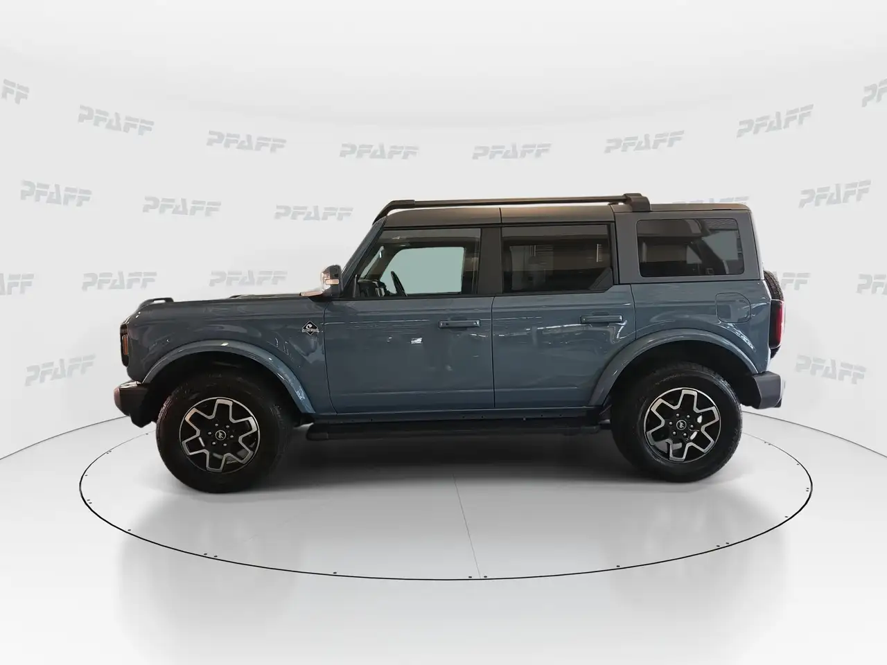 Ford Bronco снимка Ford Bronco