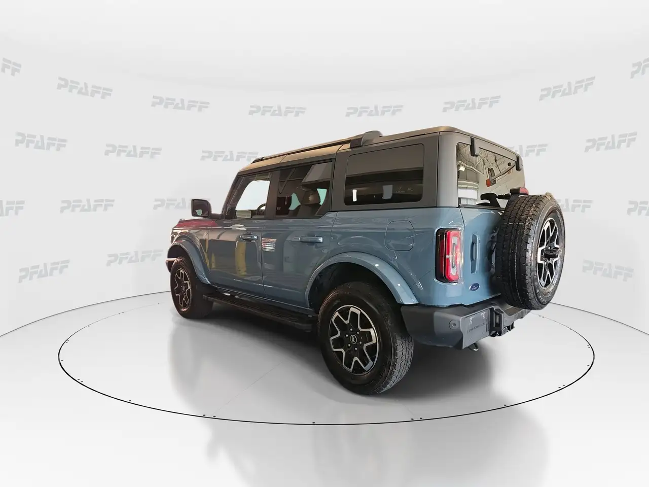Ford Bronco снимка Ford Bronco