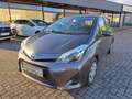 Toyota Yaris Hybrid 1.5 VVT-i Life Gris - thumbnail 2