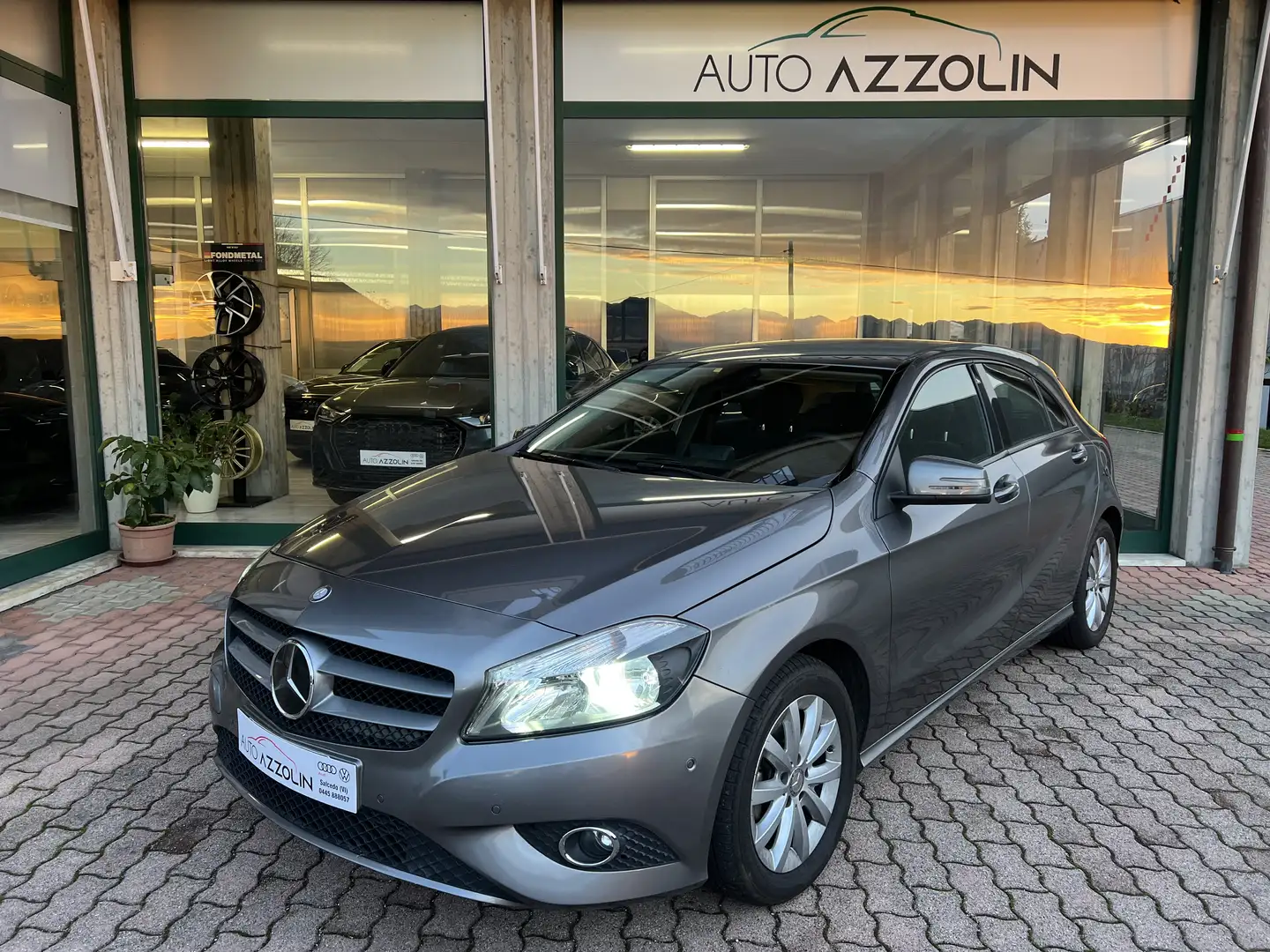 Mercedes-Benz A 180 Navi, Sensori, Bluetooth, Neopatentati - 1