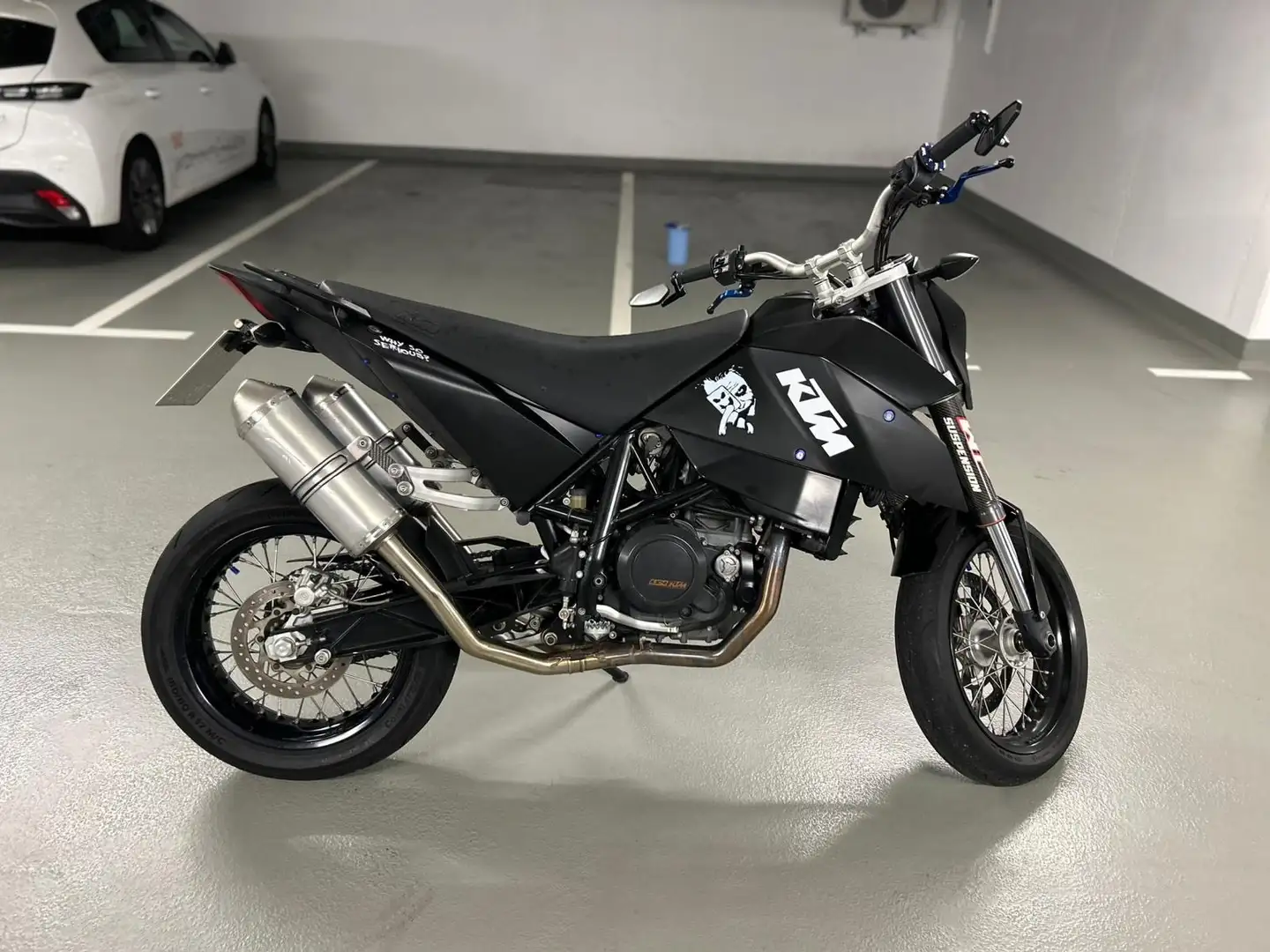 KTM 690 Duke Fekete - 2