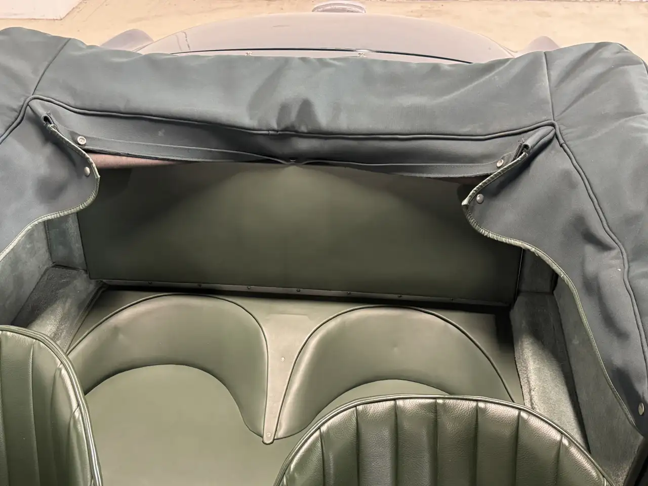 Aston Martin DB2/4 MK III Drophead M0971, foto 6
