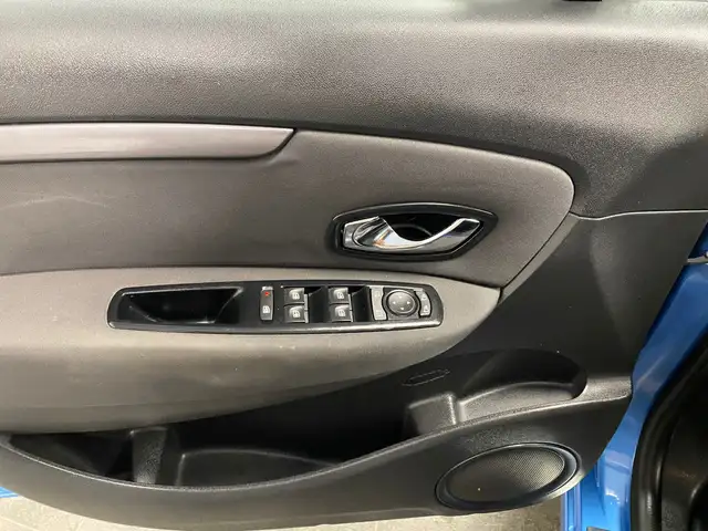 Renault Scenic view 11