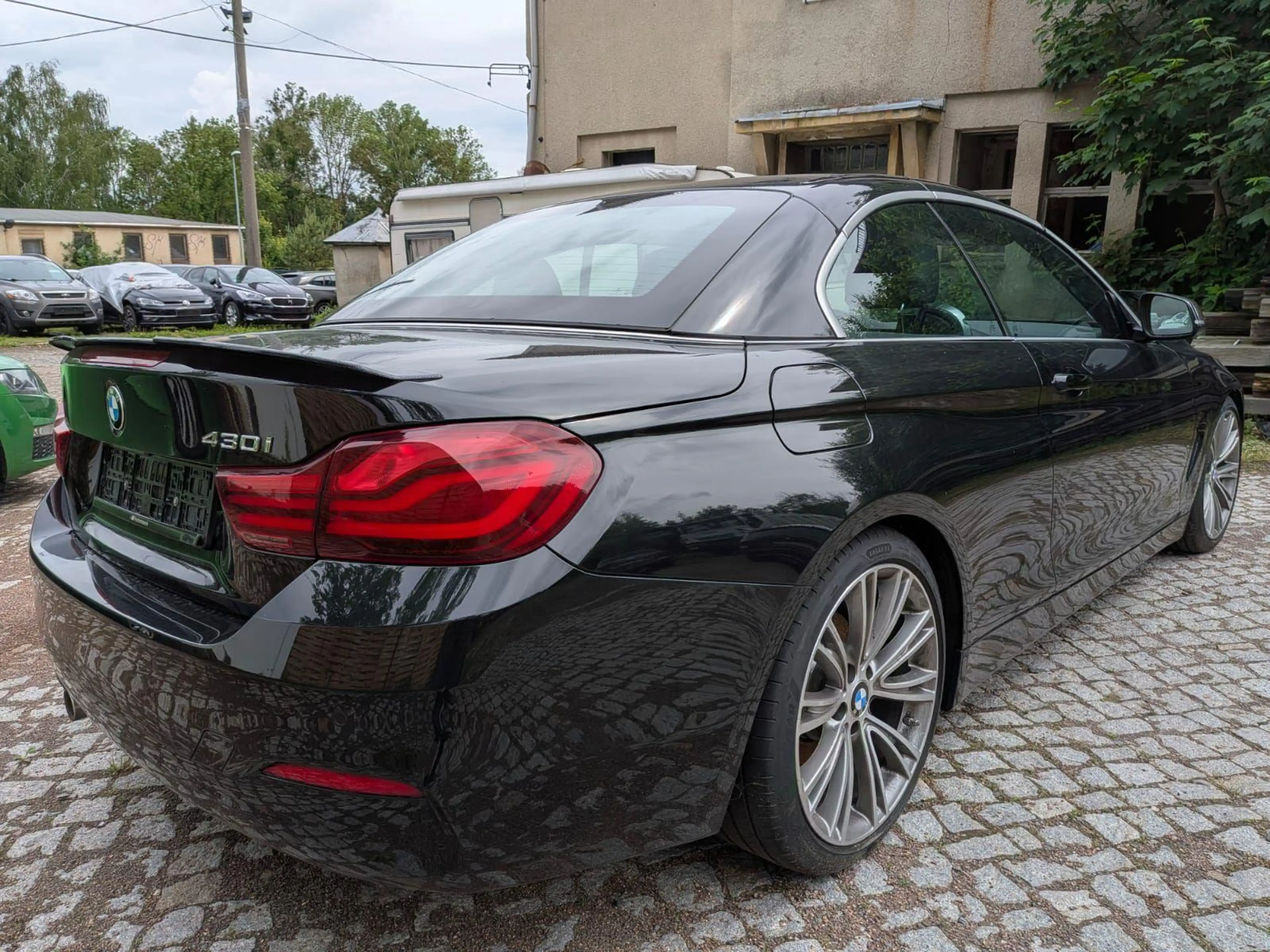 BMW 430 4 Cabrio 430 i Advantage Automatik Motor raucht — photo 11