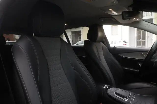 Mercedes-Benz E-Class view 6
