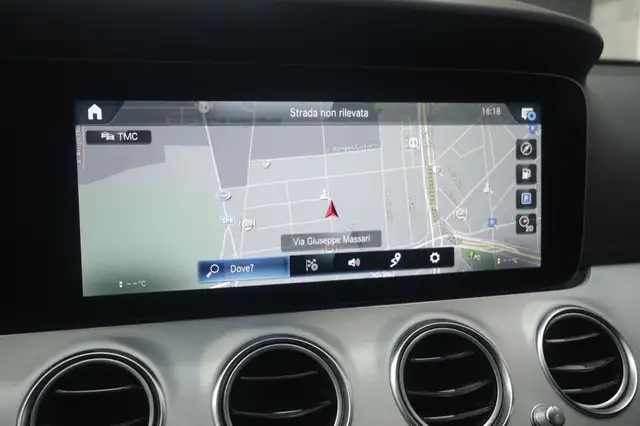 Mercedes-Benz E-Class view 21