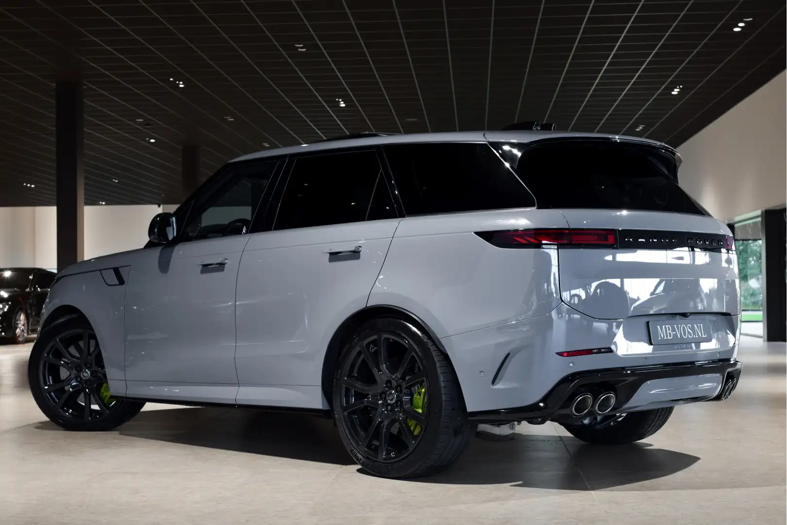Land Rover Range Rover Sport 4.4 P635 SV Edition Two Carbon wheels|Ceramic Brak Gris - 2