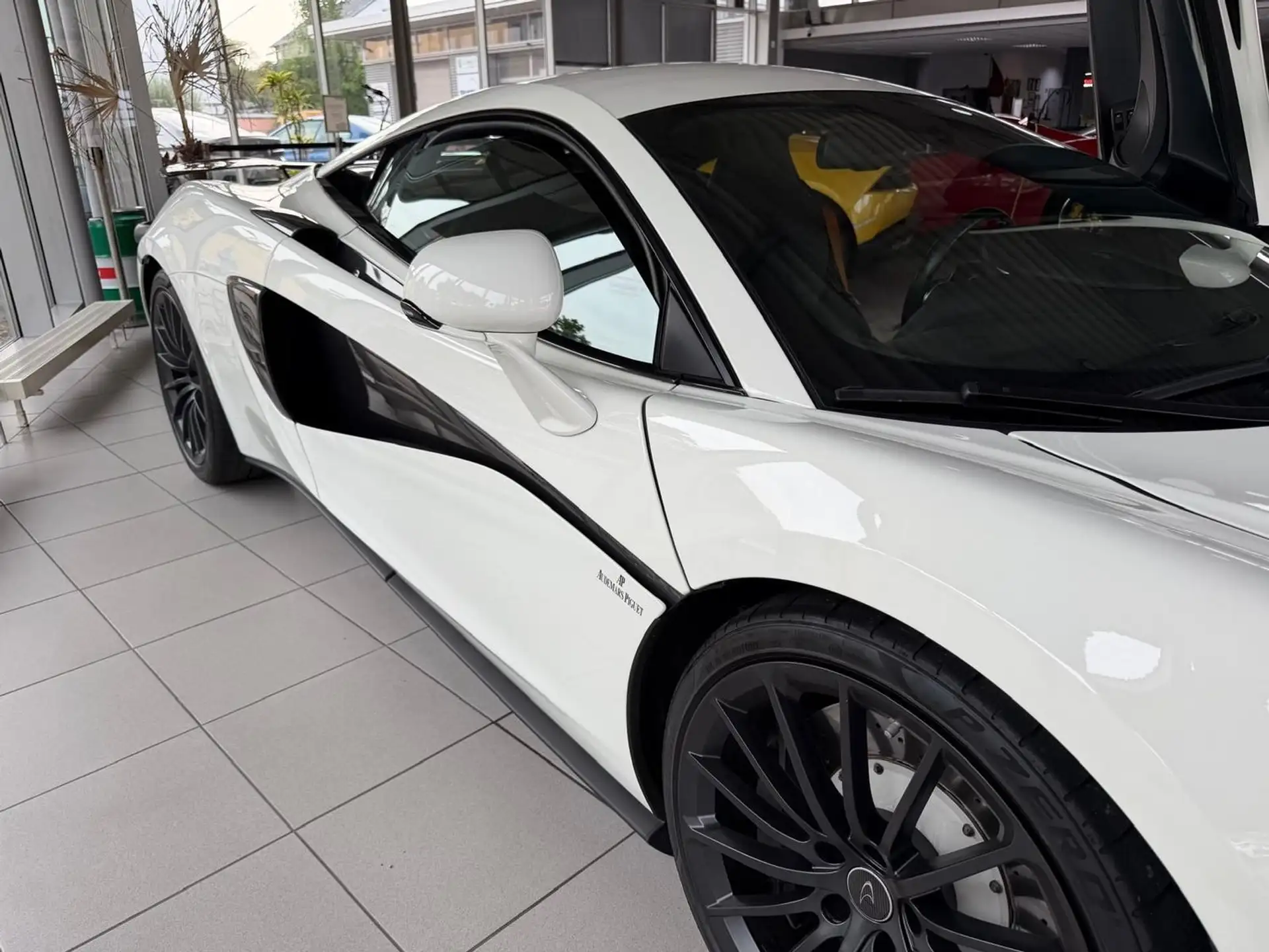 맥라렌 540C 540 Coupe 2019 흰색 사진 6