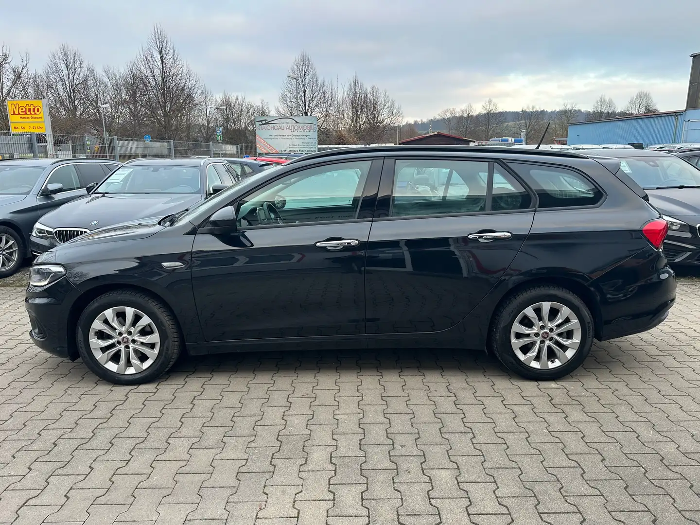 Fiat Tipo 1.3 M-Jet*NAVI*KAMERA*KLIMAAUT*TEMP*SHZ*TÜVneu Schwarz - 2