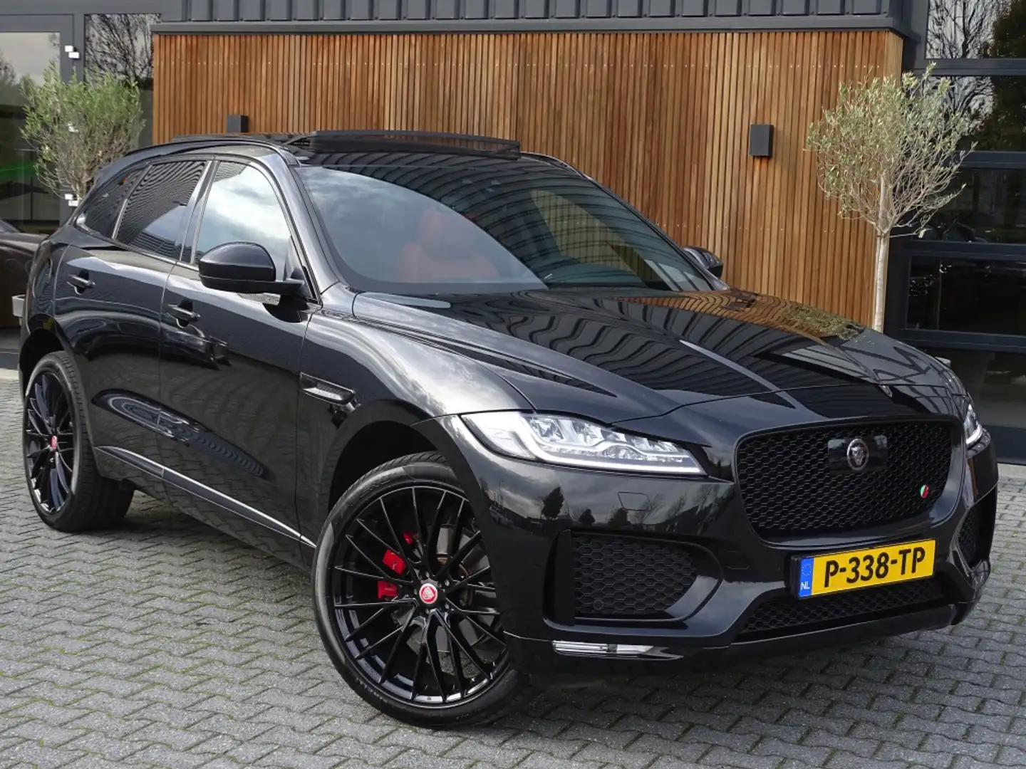 Jaguar F-Pace 3.0 S/C S A381PK / LED Noir - 2