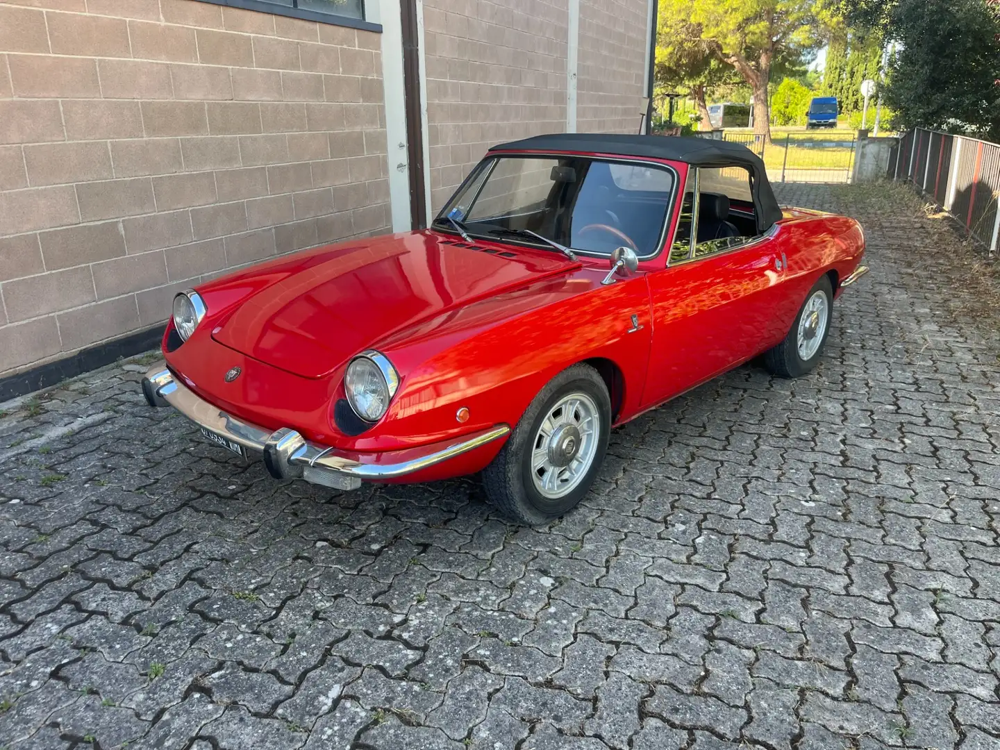 Fiat 850 Sport Spider Rot - 1