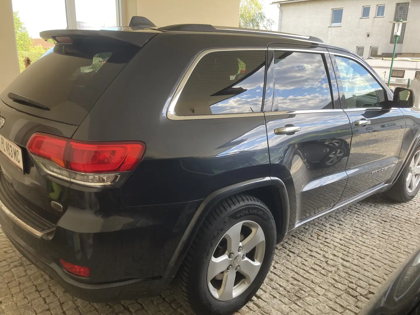 Jeep Grand Cherokee 3,0 V6 CRD Overland - 2