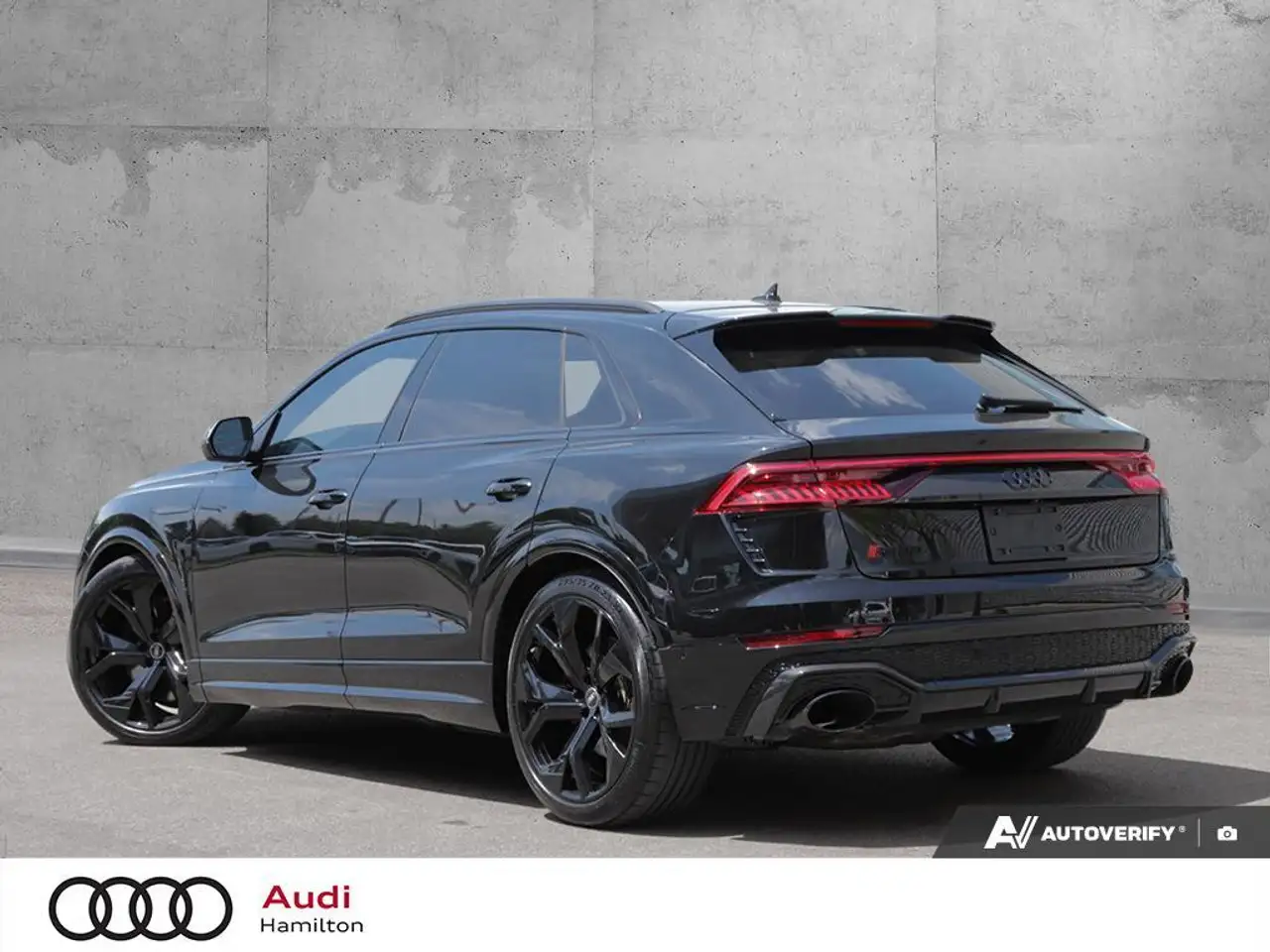 Audi RS Q8 снимка Audi RS Q8