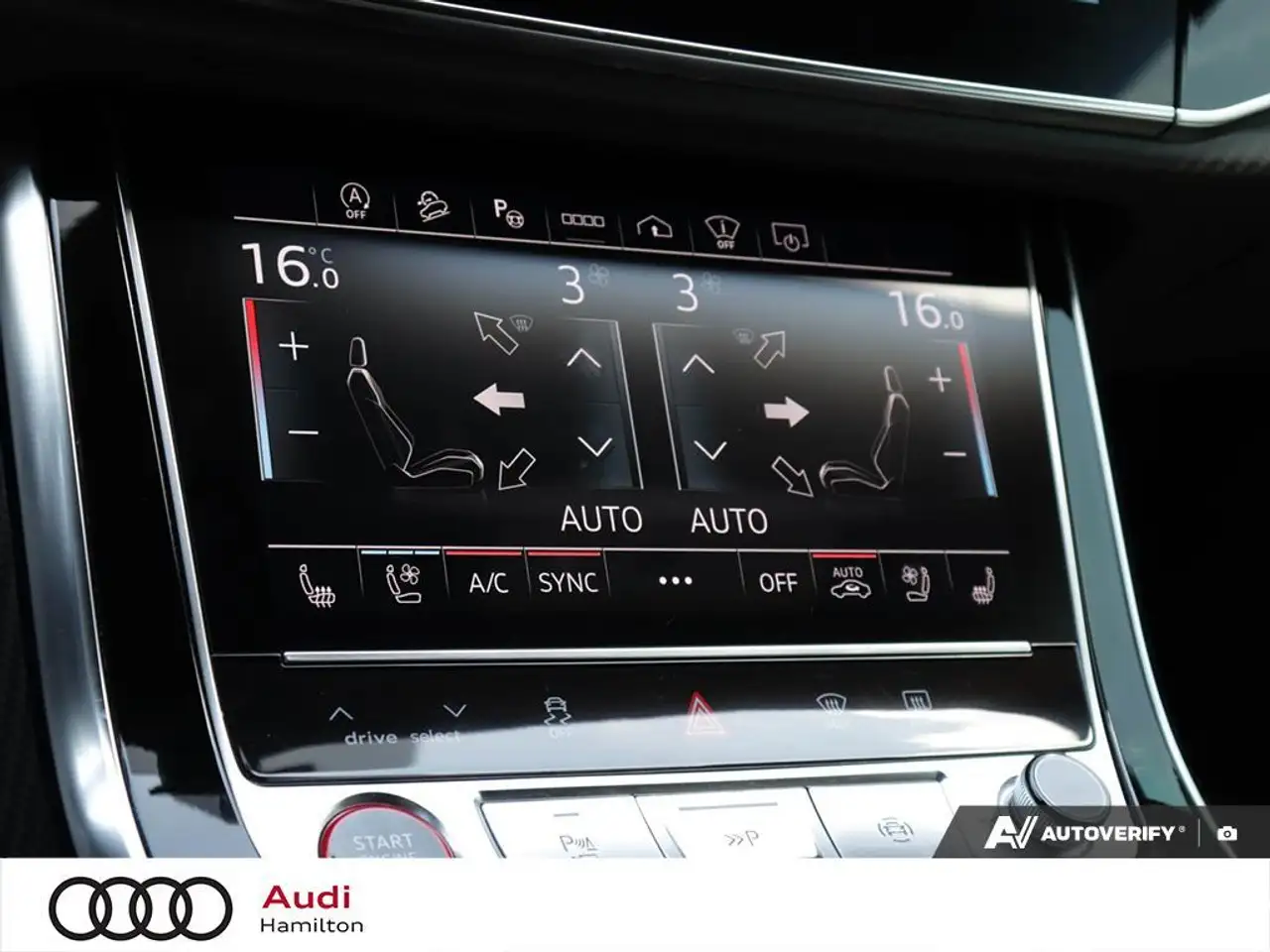 Audi RS Q8 снимка Audi RS Q8