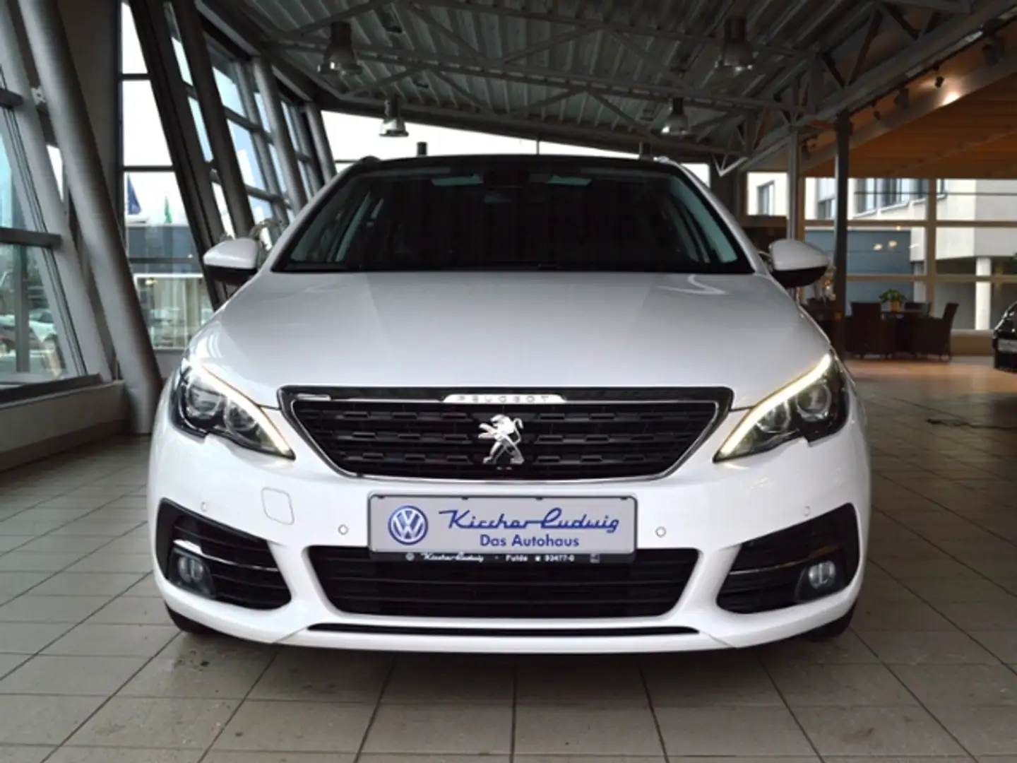 Peugeot 308 SW Style PANO KLIMA SH Blanc - 2