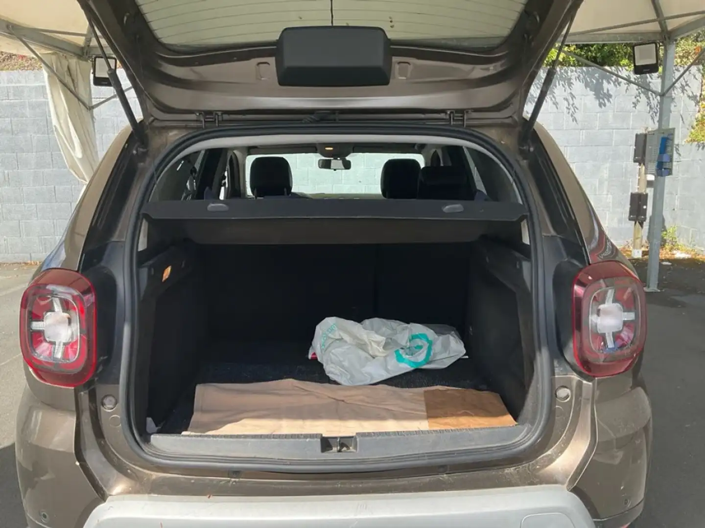 Dacia Duster 1.5 Blue dCi 115 4x2 Prestige Cuir Cam Multiview u - 2