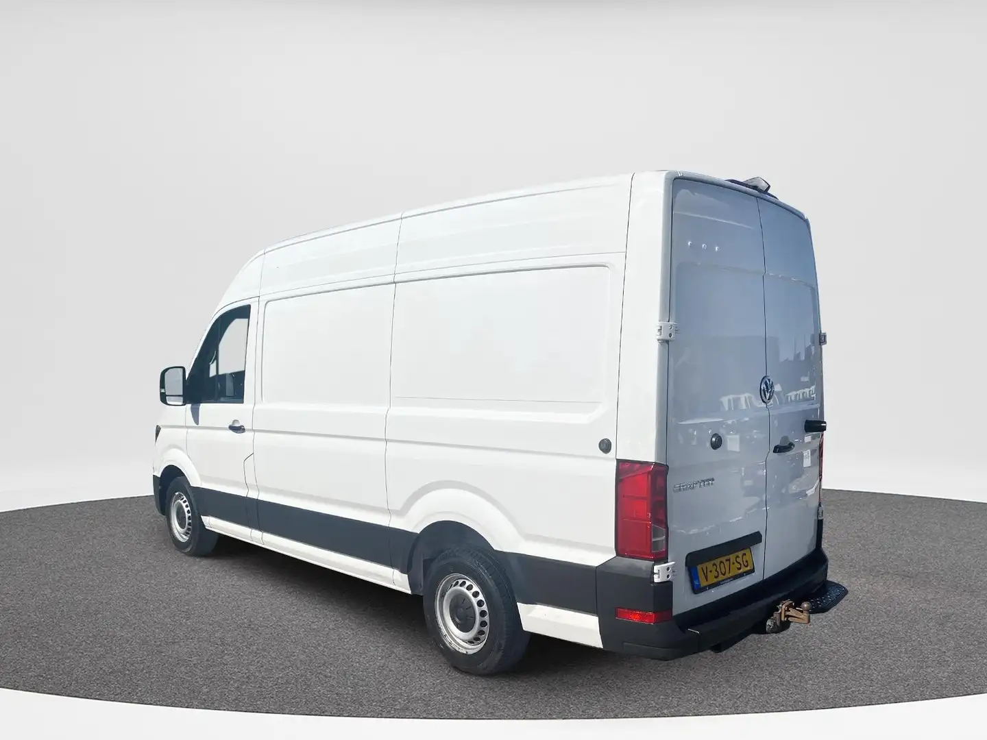 Volkswagen Crafter 35 2.0 TDI L3H3 Trendline | 140Pk | Trekhaak | A-C Wit - 2